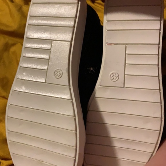 Brand new never word black ankle boots - Picture 2 of 3